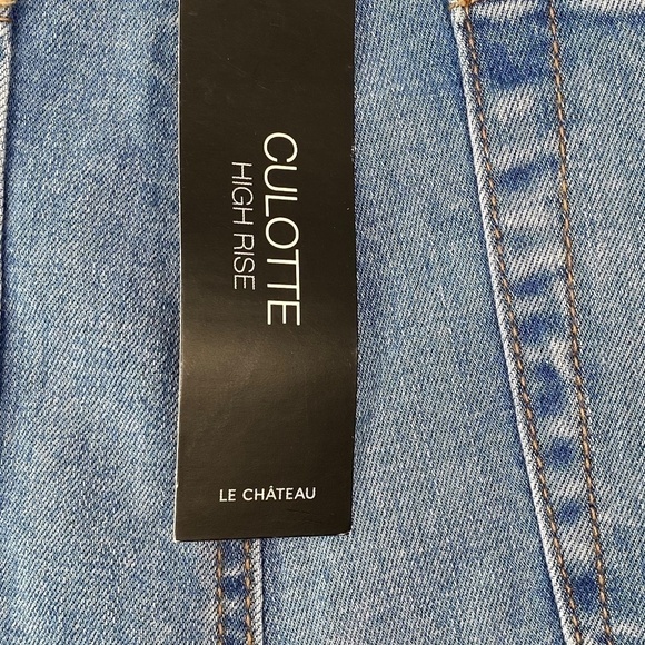 Nwt Le Chateau High Rise Culotte High rise, wide leg, light wash size 8 - Picture 3 of 8